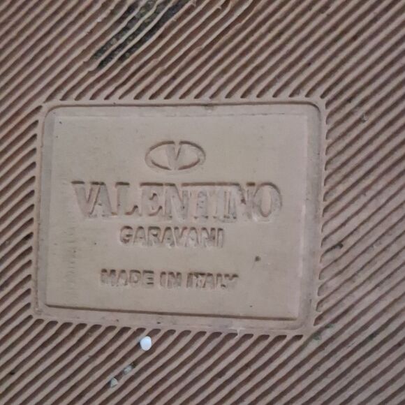 Valentino Garavani Pink Slide Sandals Size 8.5 - Picture 3 of 8